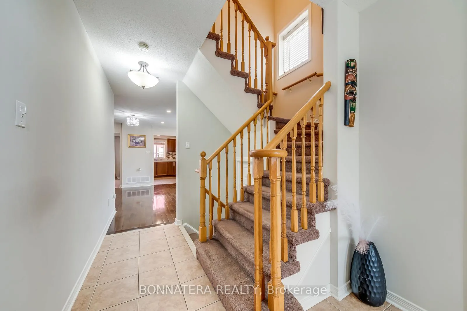 Photo 21 of 411 Hobbs Crescent, Milton, Clarke — HOMEH