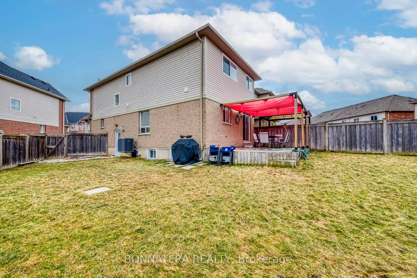 Photo 35 of 411 Hobbs Crescent, Milton, Clarke — HOMEH