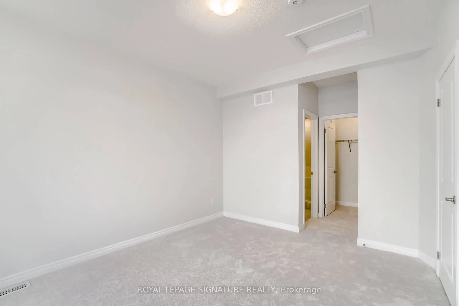 Photo 8 of 41 Overlea Drive, Brampton, Sandringham-Wellington — HOMEH