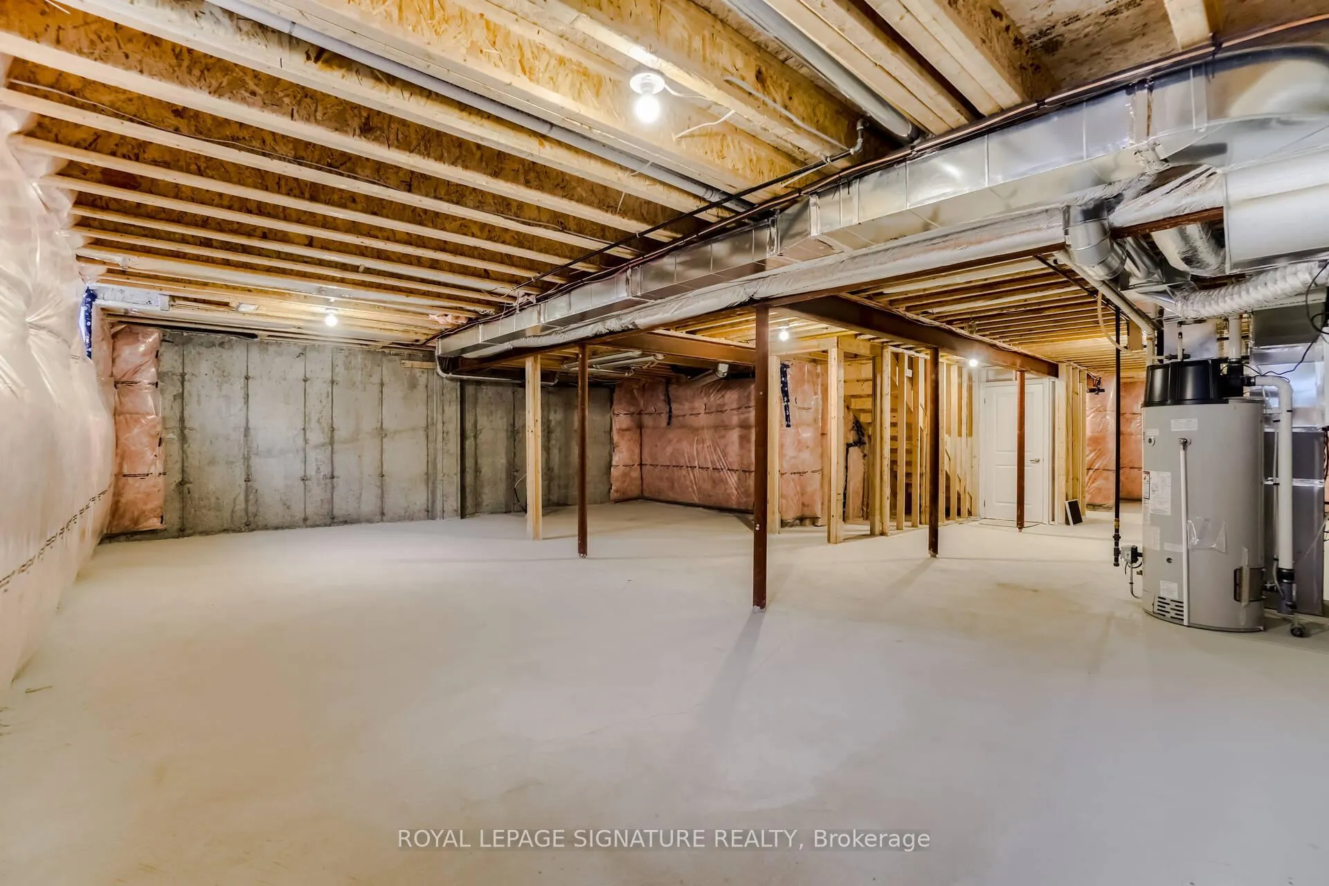 Photo 17 of 41 Overlea Drive, Brampton, Sandringham-Wellington — HOMEH