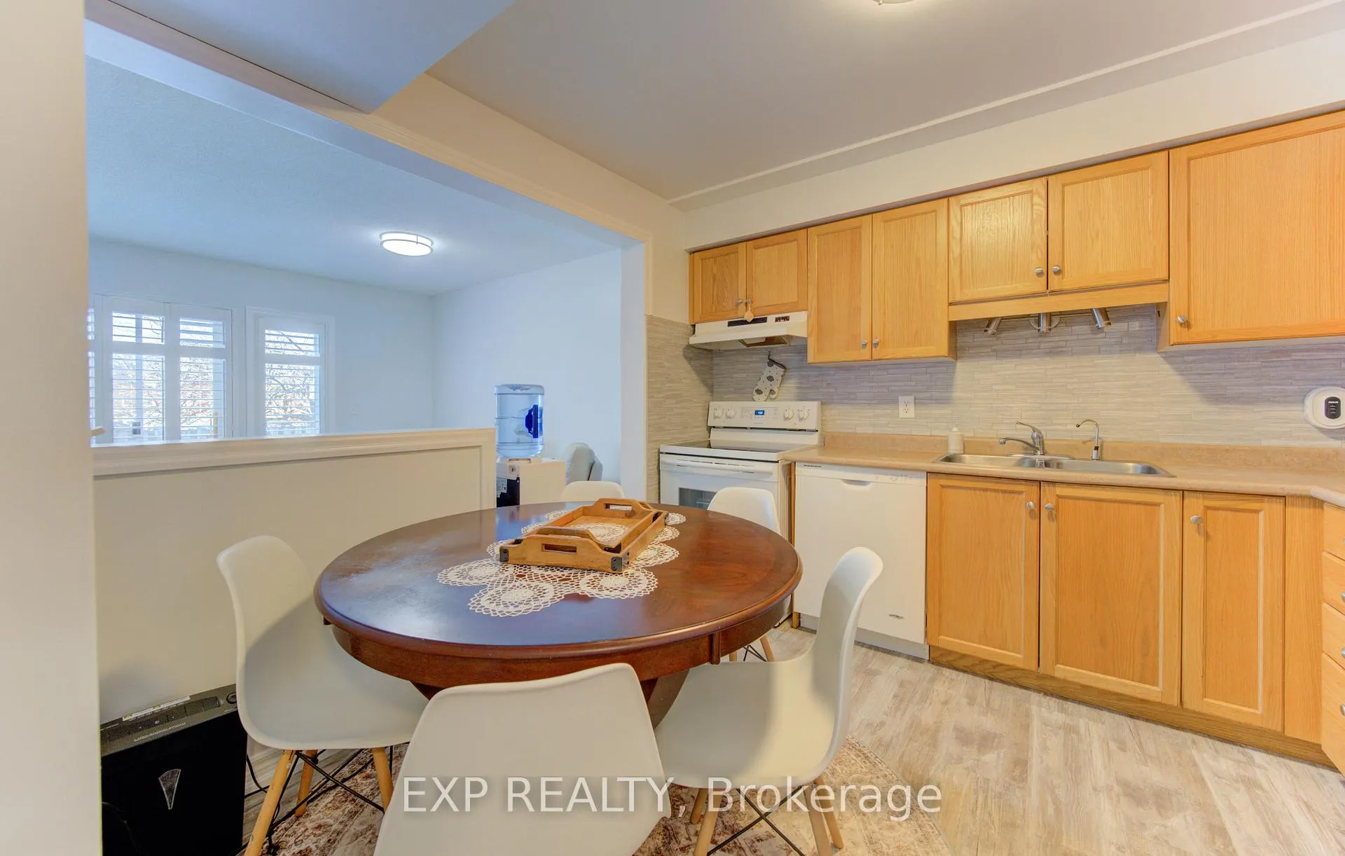 Photo 8 of Unit 27, 400 Wilson Avenue, Kitchener — HOMEH