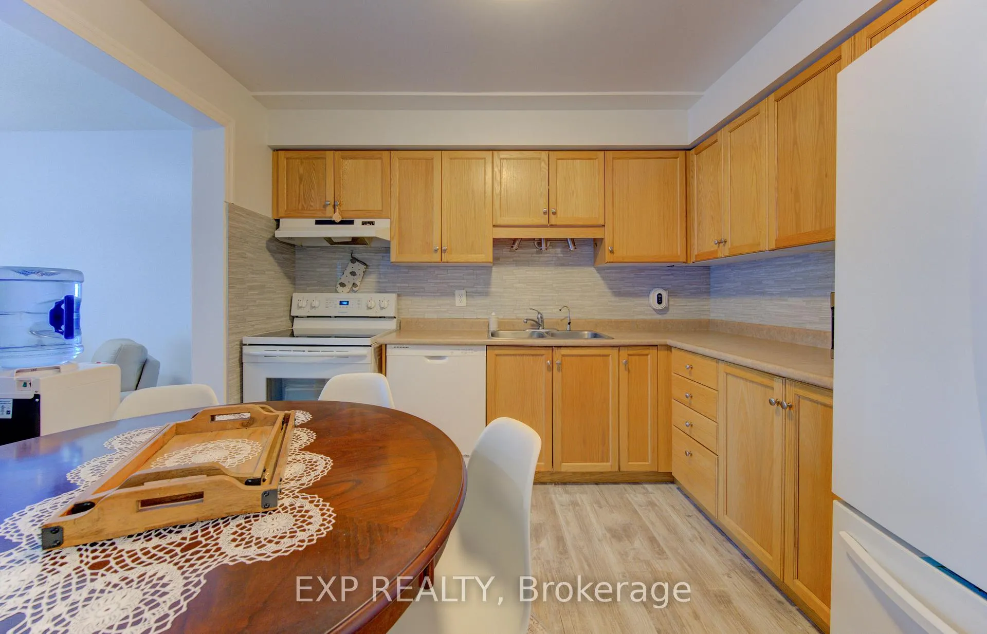 Photo 9 of Unit 27, 400 Wilson Avenue, Kitchener — HOMEH