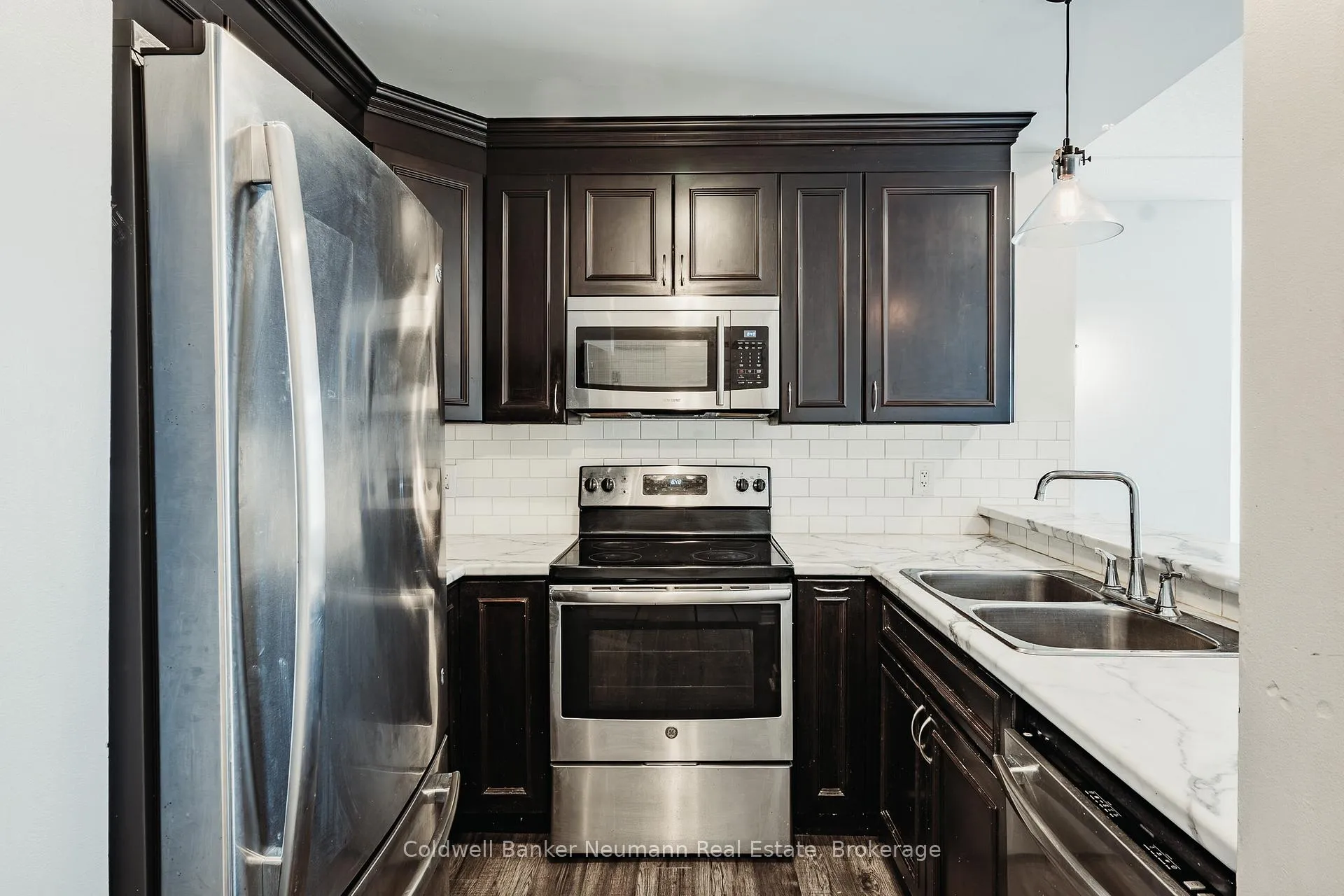 Photo 2 of Unit 312, 2 Colonial Drive, Guelph, Pineridge/Westminster Woods — HOMEH
