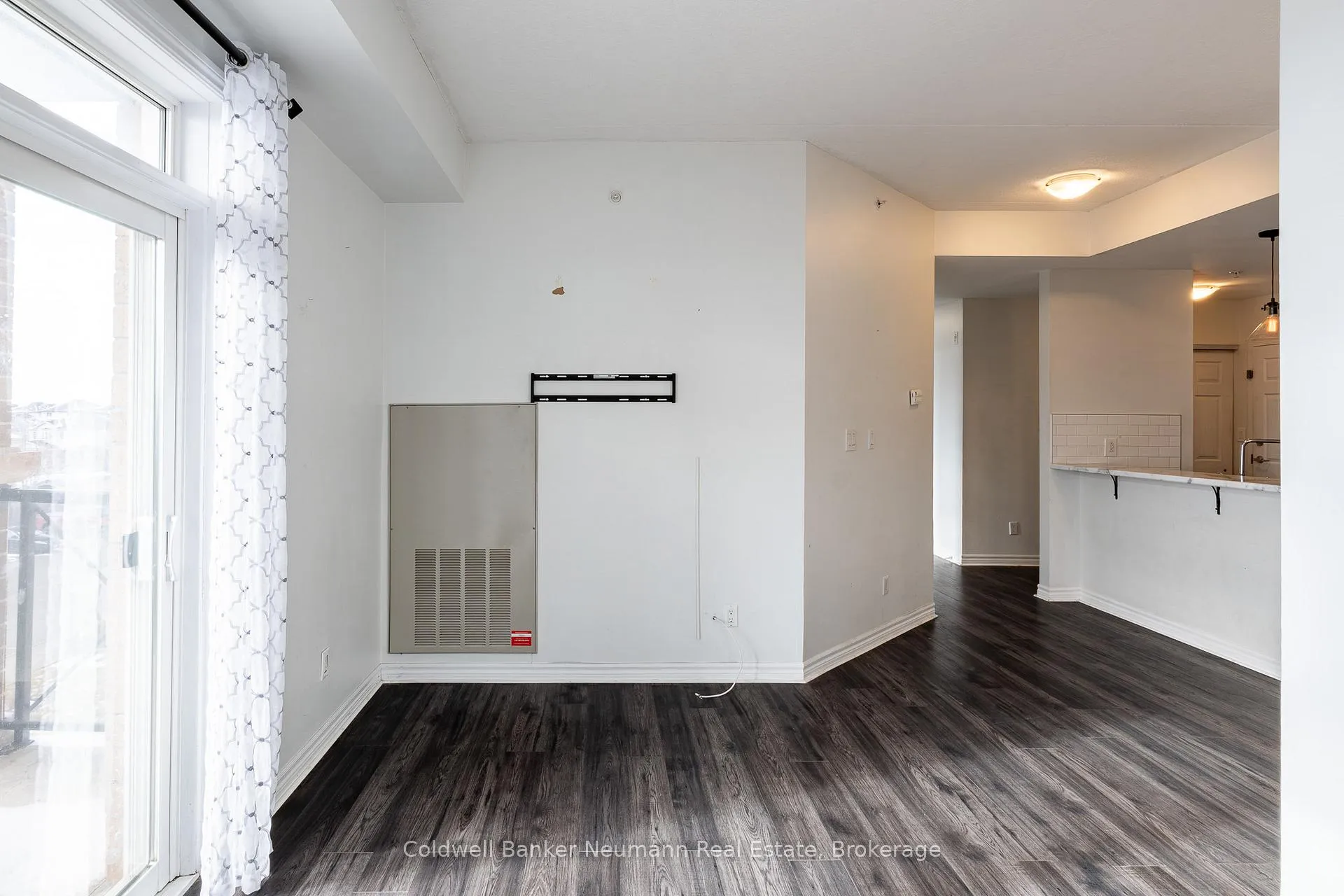 Photo 8 of Unit 312, 2 Colonial Drive, Guelph, Pineridge/Westminster Woods — HOMEH