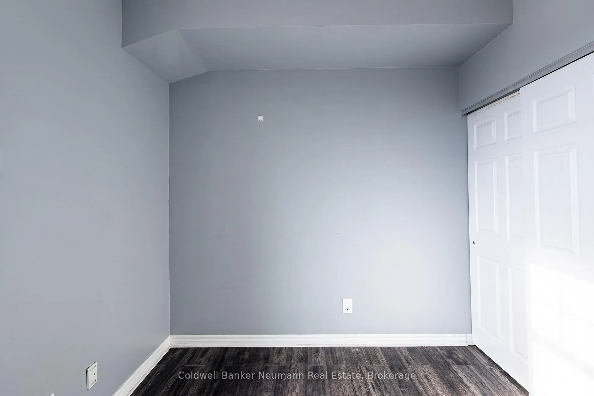 Photo 13 of Unit 312, 2 Colonial Drive, Guelph, Pineridge/Westminster Woods — HOMEH