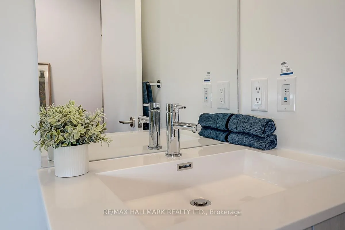 Photo 36 of Unit 912, 180 Front Street E, Toronto, Moss Park — HOMEH