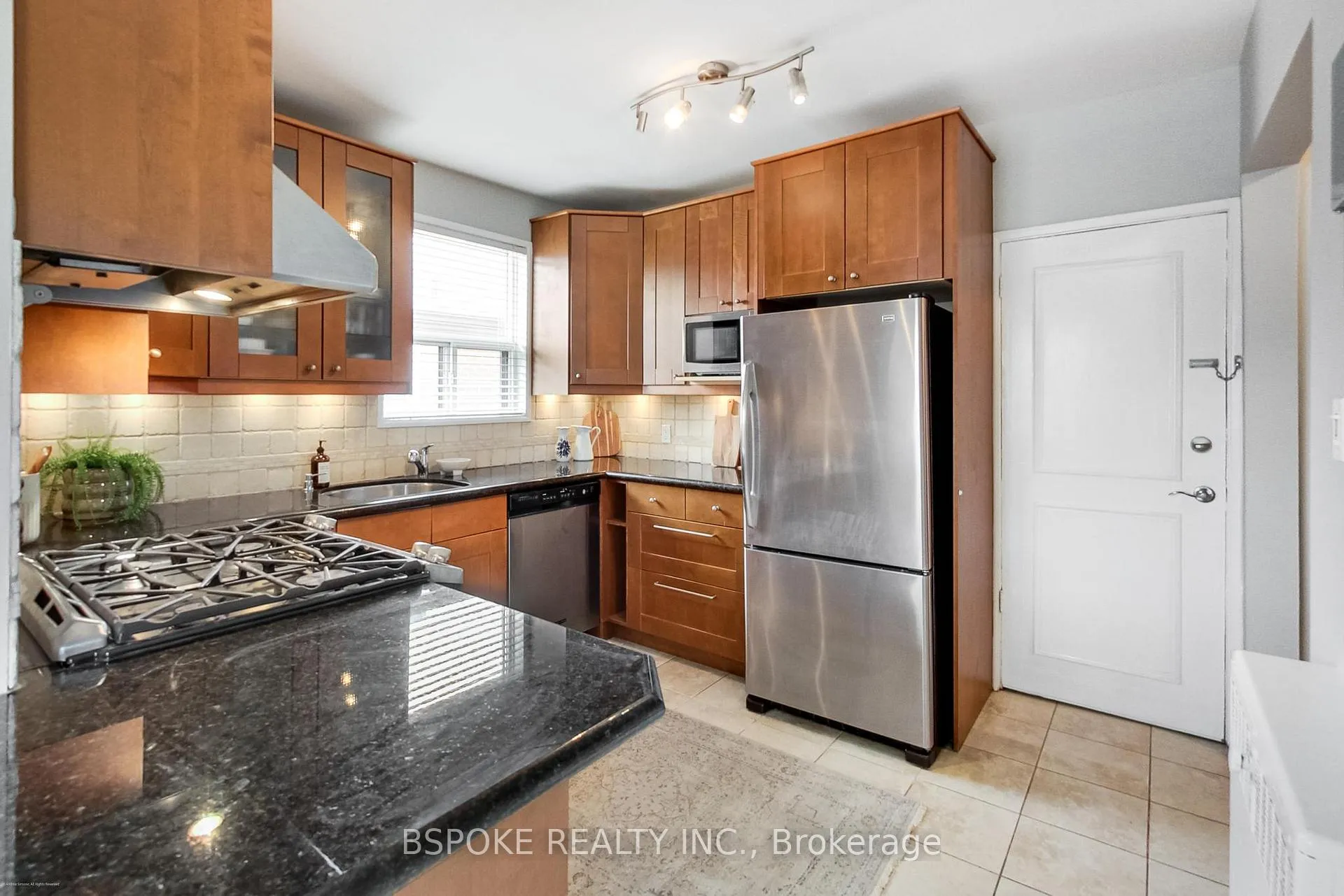 Photo 10 of Unit 3, 7 Warwick Avenue, Toronto, Humewood-Cedarvale — HOMEH