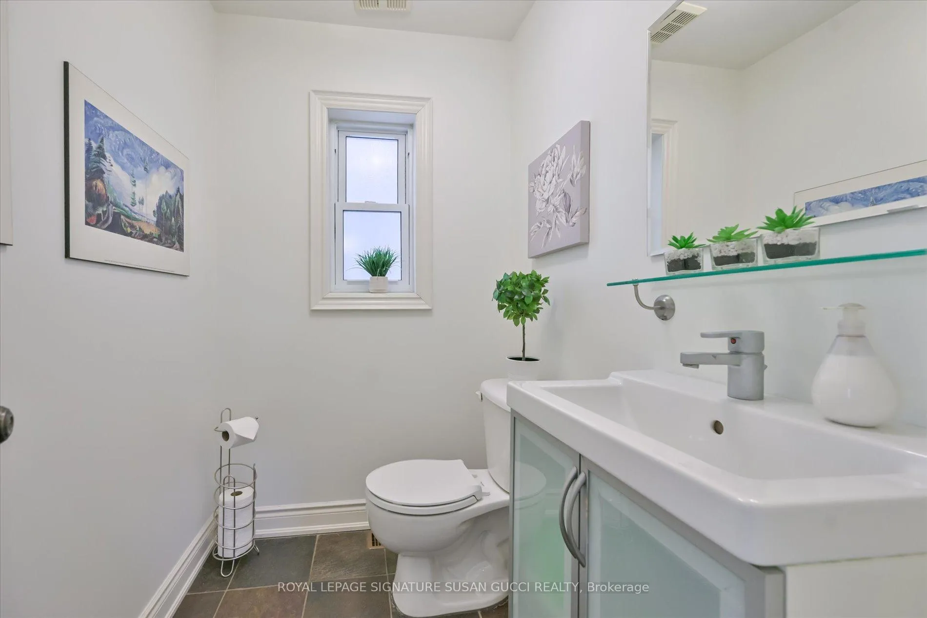 Photo 18 of 8 Fairside Avenue, Toronto, Danforth Village-East York — HOMEH