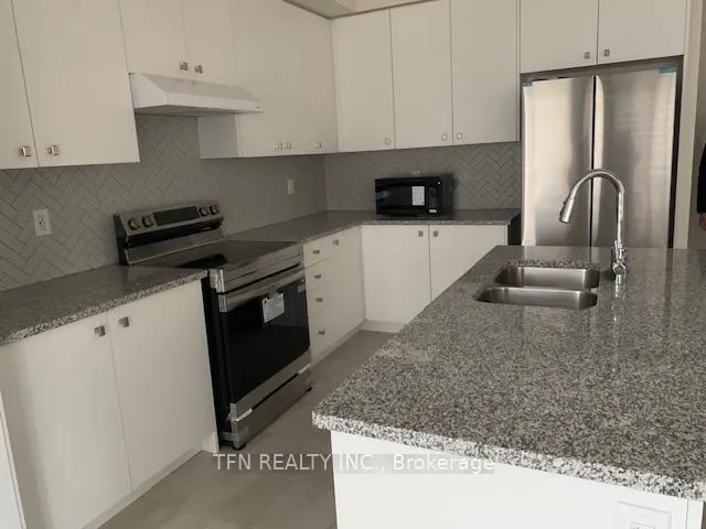 Photo 9 of 406 Eastbridge Avenue, Welland, Dain City — HOMEH