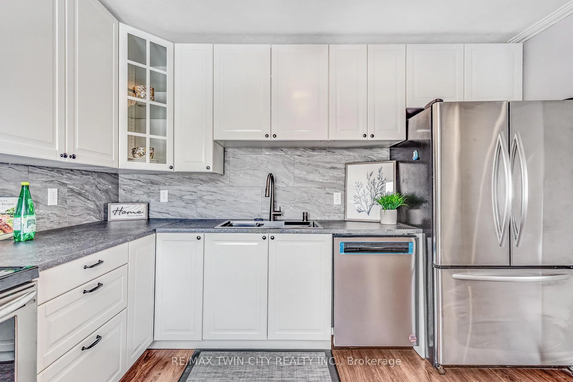 Photo 10 of 13 Devitt Avenue N, Waterloo — HOMEH
