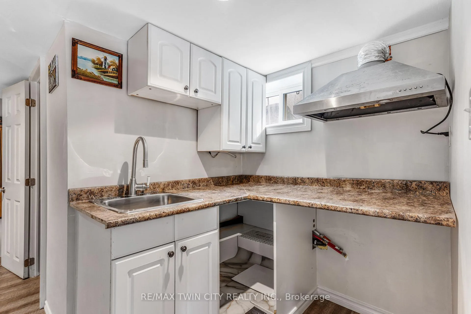 Photo 32 of 13 Devitt Avenue N, Waterloo — HOMEH