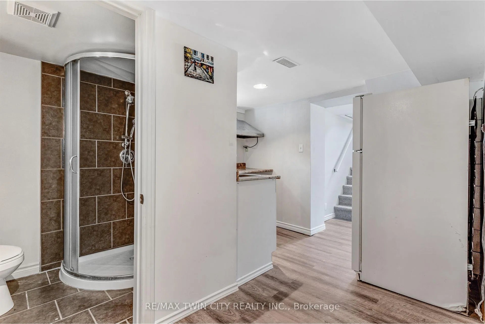 Photo 33 of 13 Devitt Avenue N, Waterloo — HOMEH