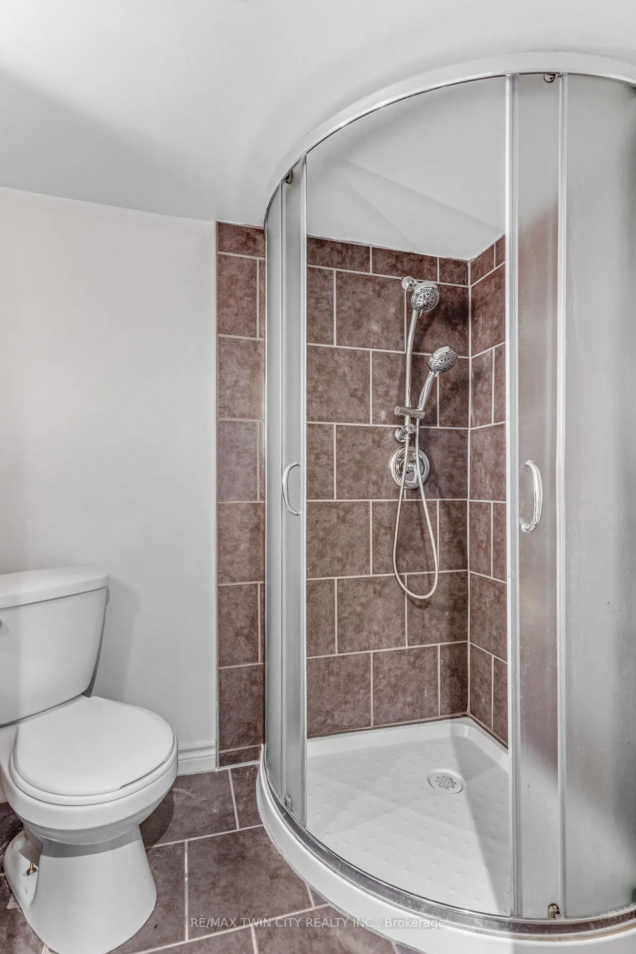 Photo 35 of 13 Devitt Avenue N, Waterloo — HOMEH