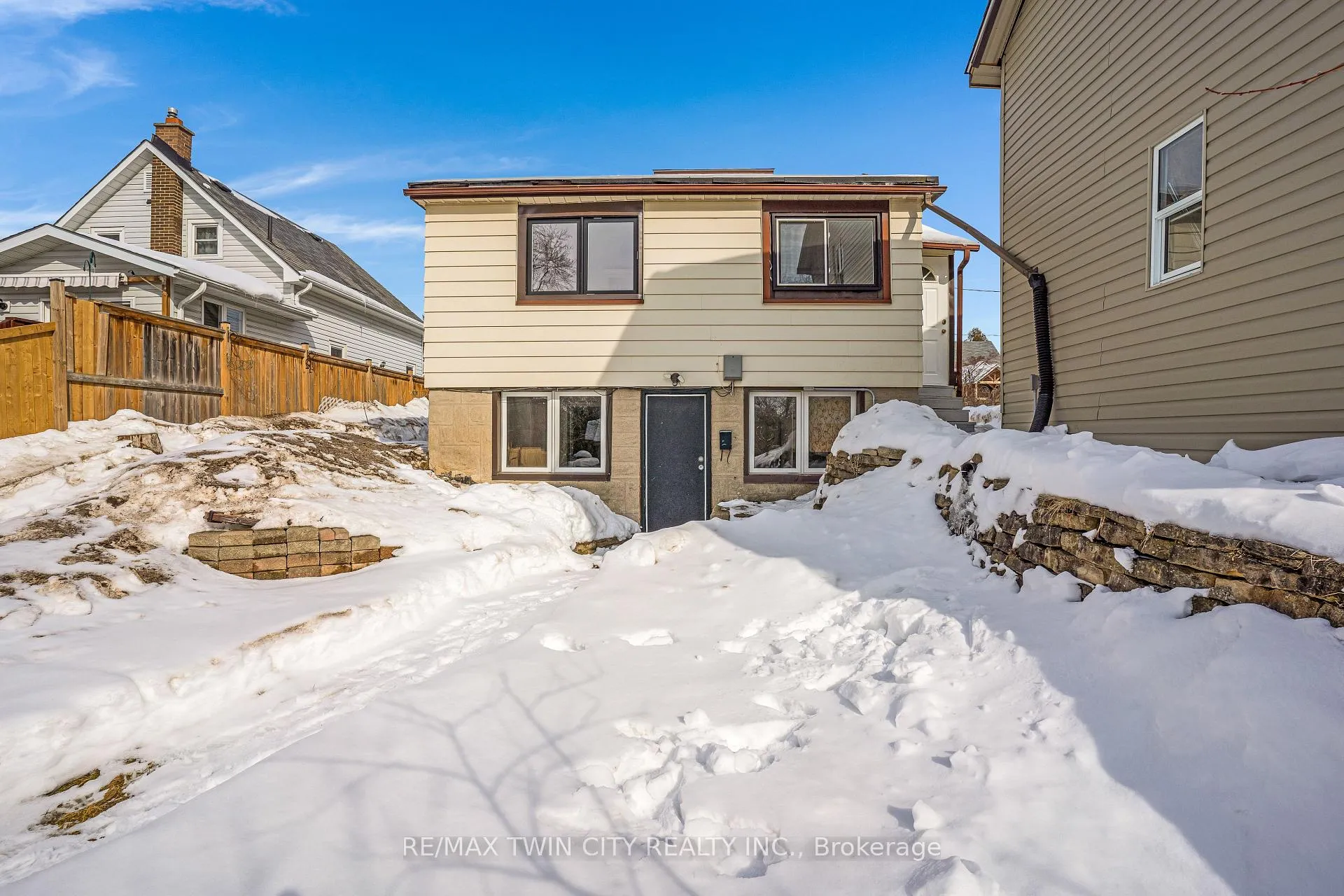 Photo 37 of 13 Devitt Avenue N, Waterloo — HOMEH