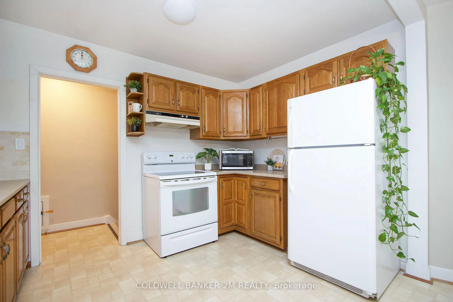 Photo 8 of 357 Highland Avenue, Oshawa, Central — HOMEH