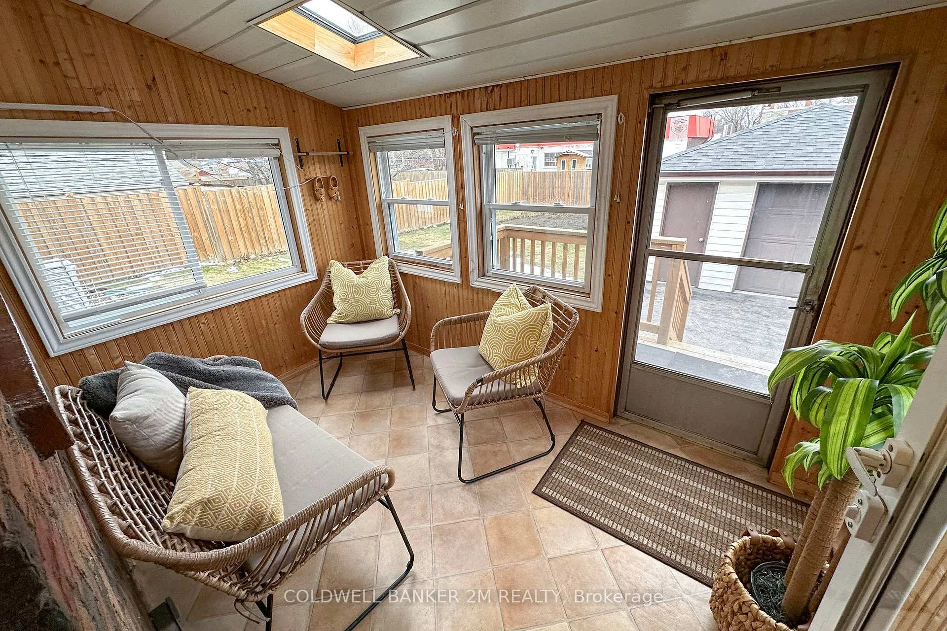 Photo 10 of 357 Highland Avenue, Oshawa, Central — HOMEH