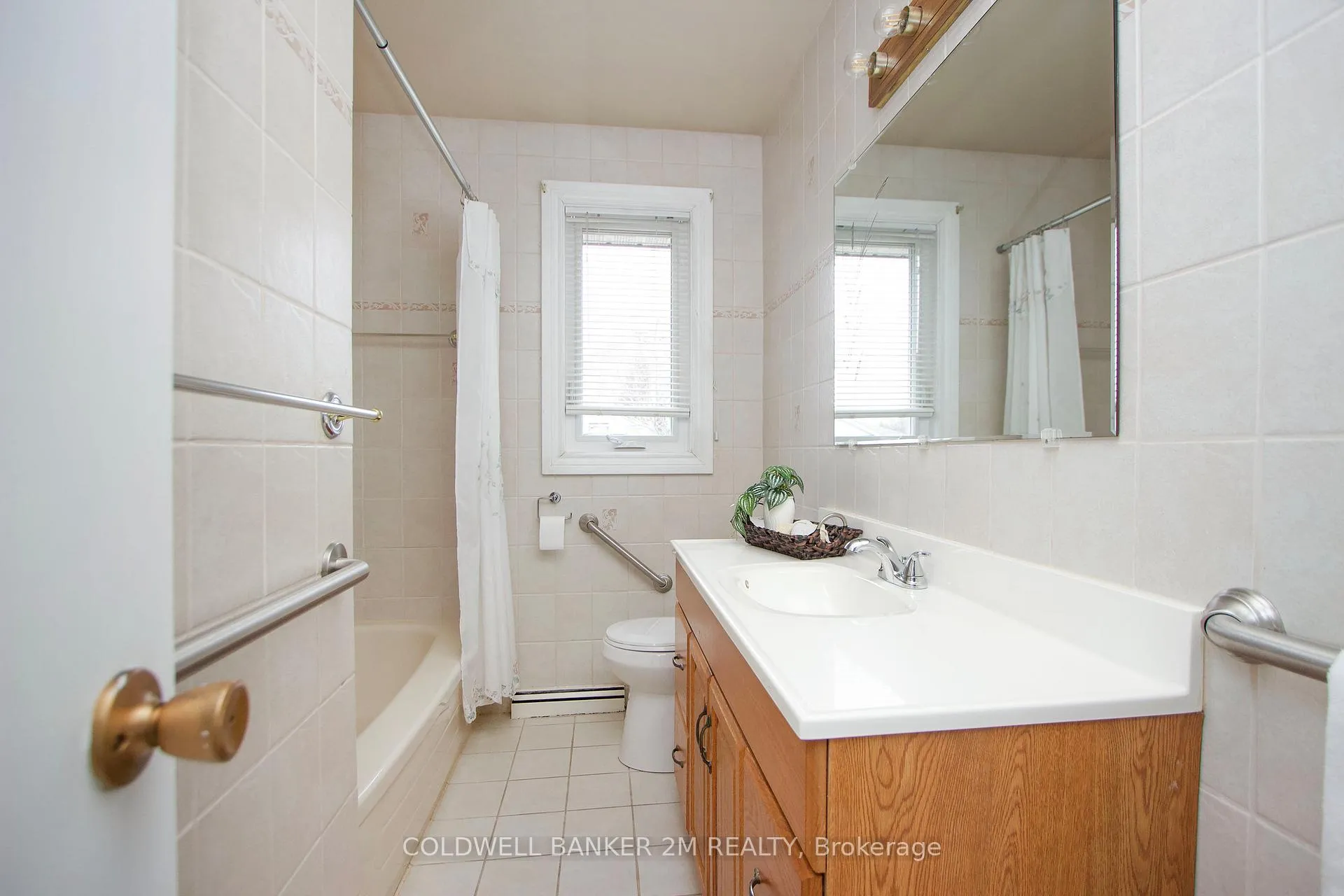 Photo 14 of 357 Highland Avenue, Oshawa, Central — HOMEH