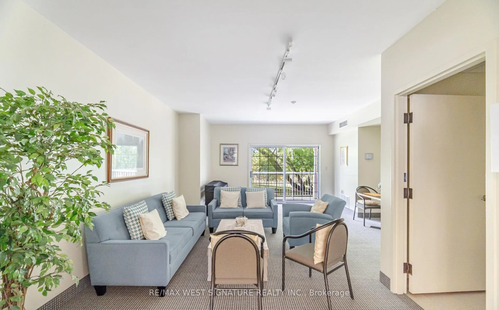 Photo 24 of Unit 216, 75 Treelawn Boulevard, Vaughan, Kleinburg — HOMEH