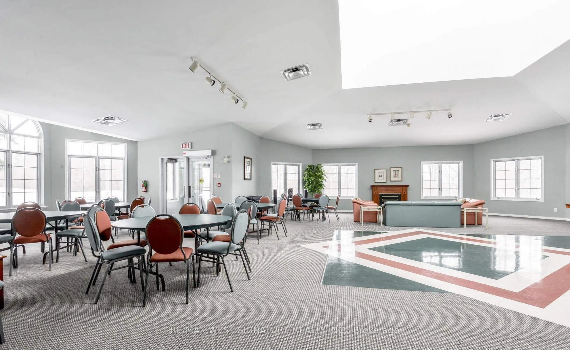 Photo 27 of Unit 216, 75 Treelawn Boulevard, Vaughan, Kleinburg — HOMEH
