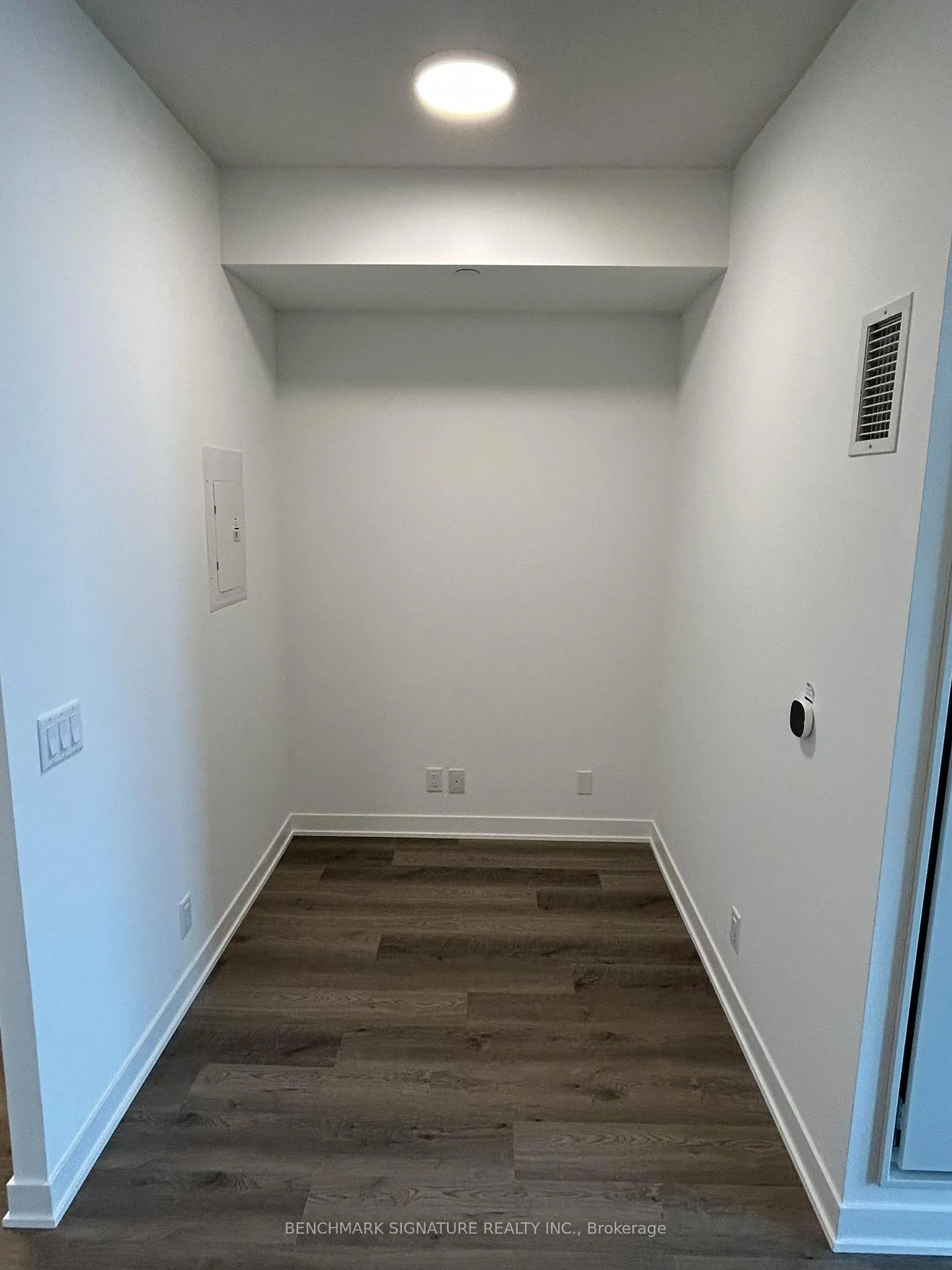 Photo 8 of Unit 4005, 180 Front Street E, Toronto, Moss Park — HOMEH