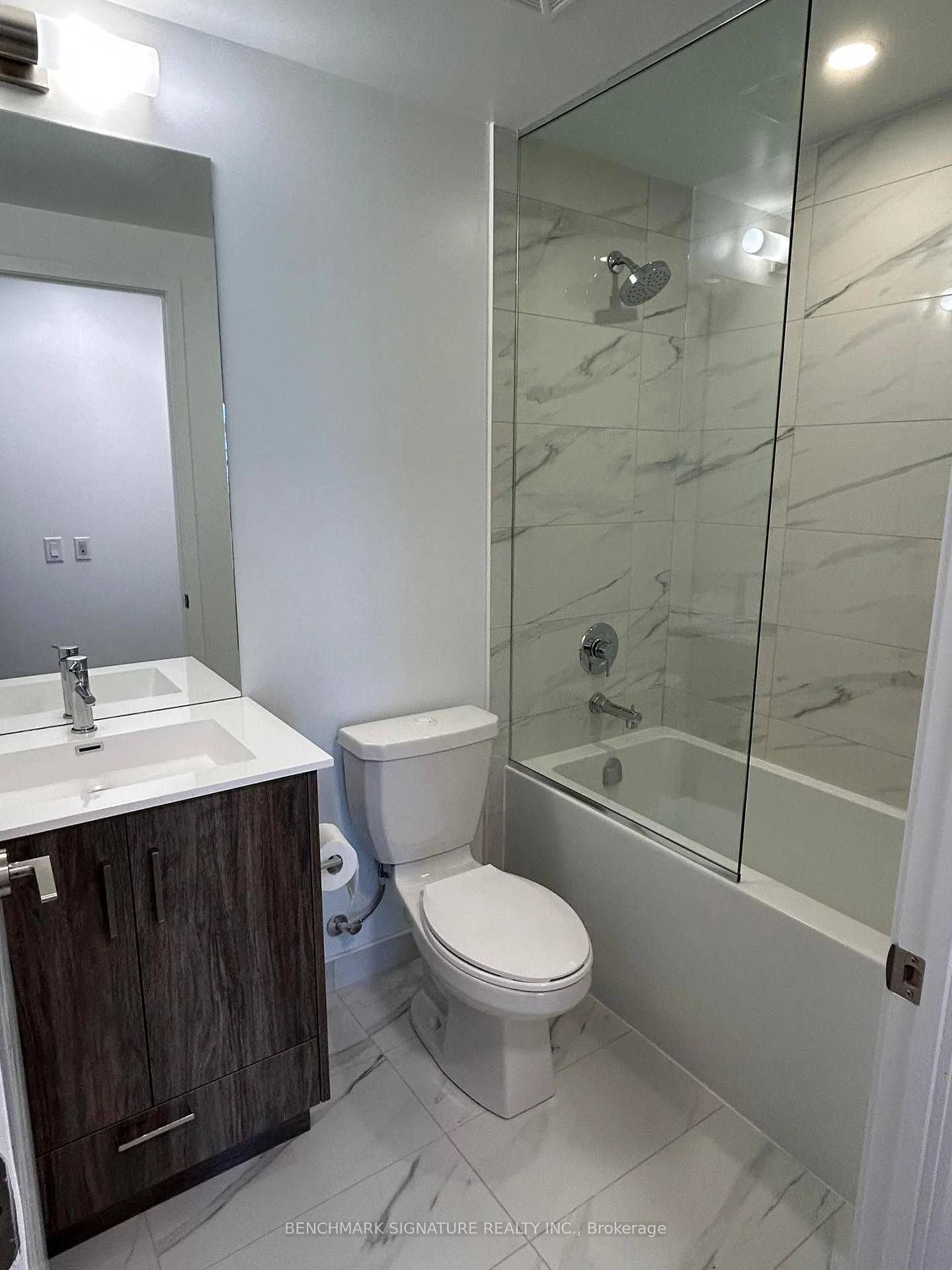 Photo 9 of Unit 4005, 180 Front Street E, Toronto, Moss Park — HOMEH