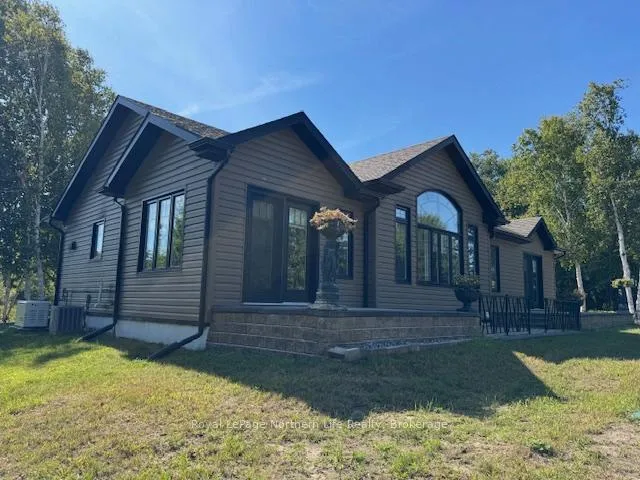 Photo 2 of 1033 Evansville Drive, West Nipissing, Sturgeon Falls — HOMEH