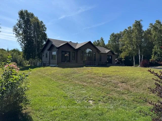 Photo 3 of 1033 Evansville Drive, West Nipissing, Sturgeon Falls — HOMEH