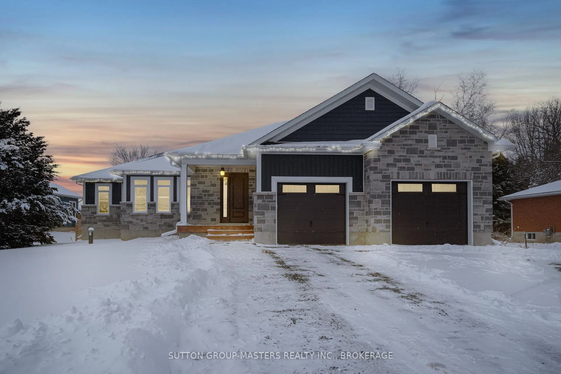 Photo 1 of 2483 Perth Road, Kingston, City North of 401 — HOMEH