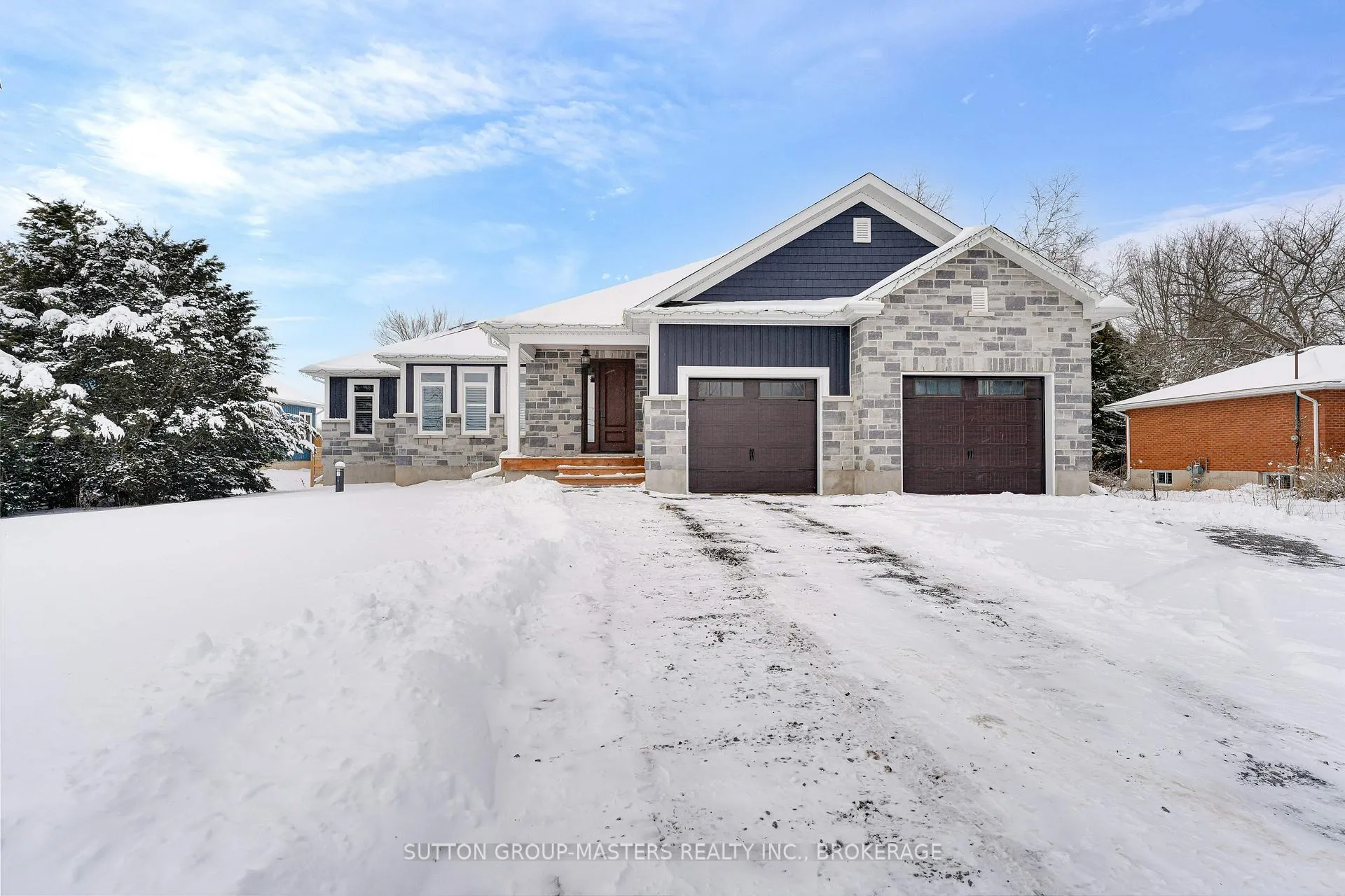 Photo 2 of 2483 Perth Road, Kingston, City North of 401 — HOMEH