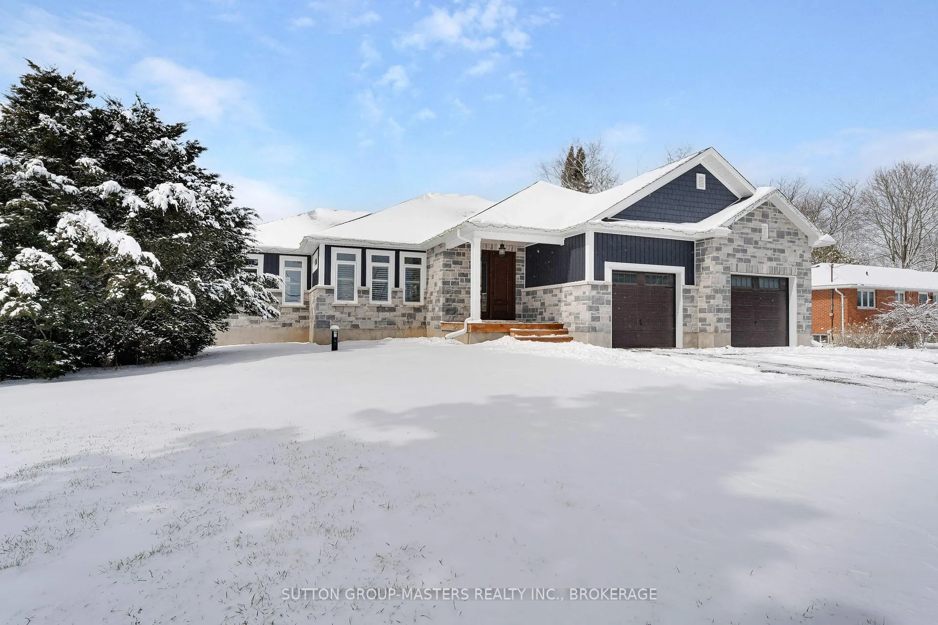 Photo 3 of 2483 Perth Road, Kingston, City North of 401 — HOMEH