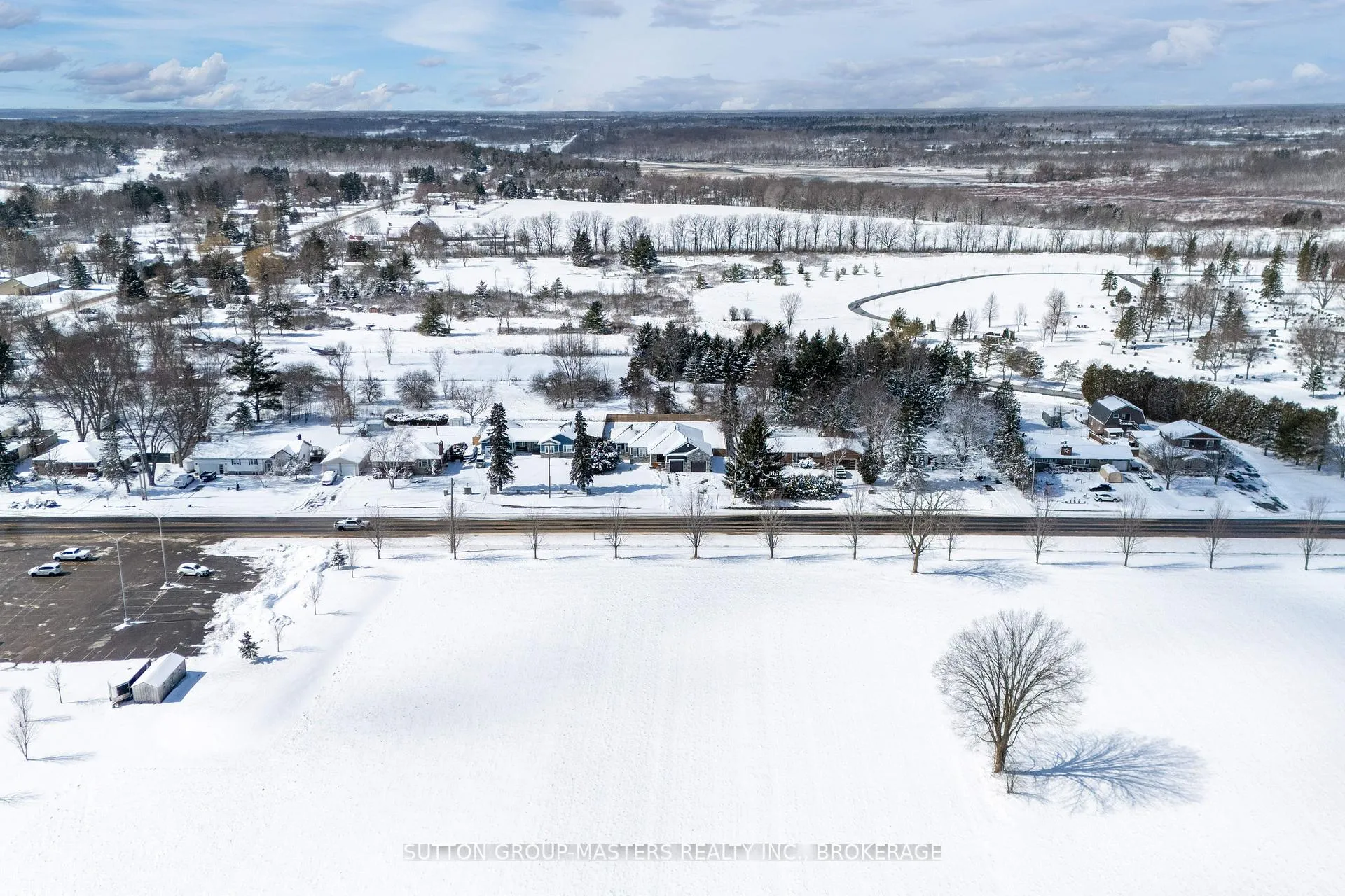 Photo 8 of 2483 Perth Road, Kingston, City North of 401 — HOMEH