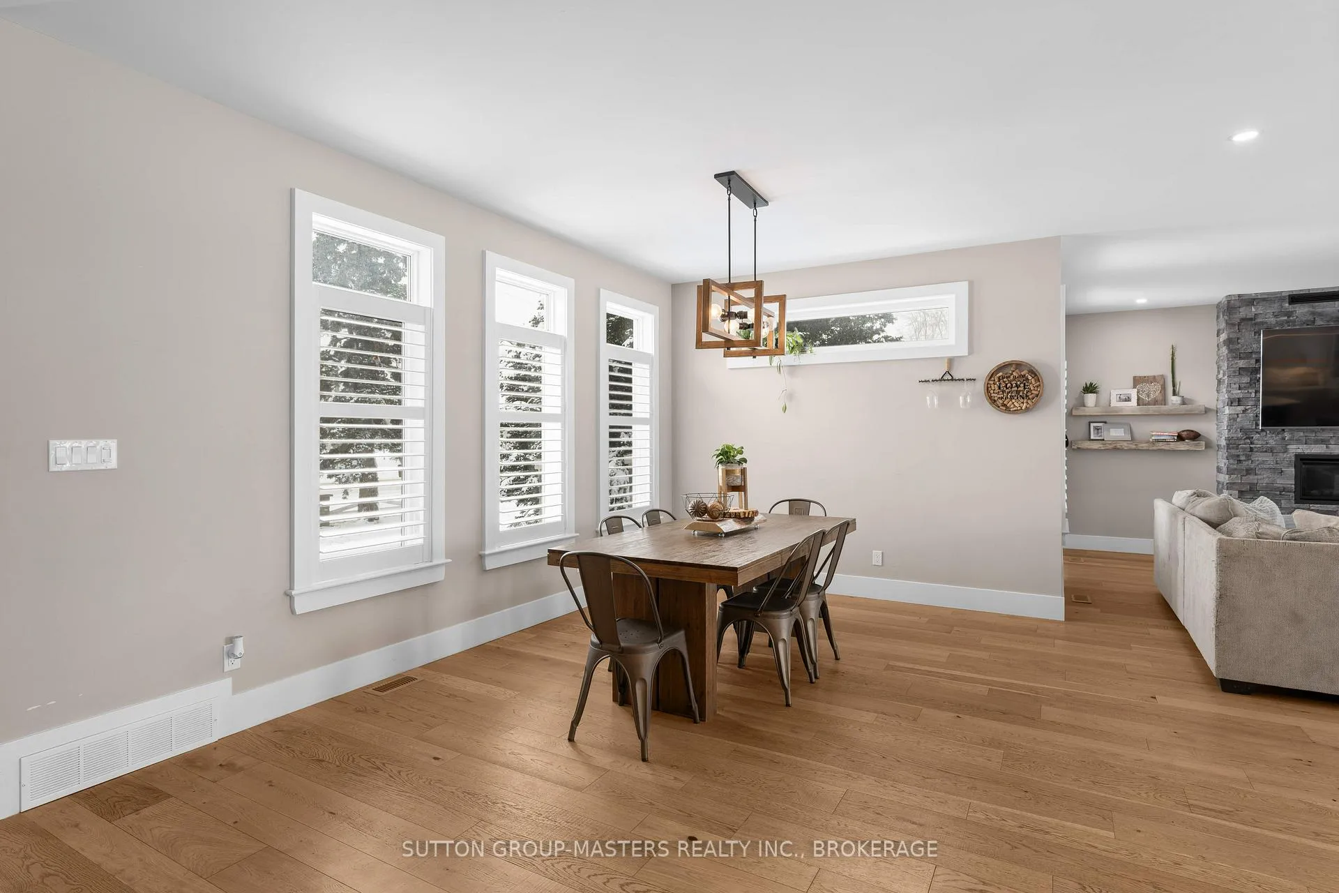 Photo 18 of 2483 Perth Road, Kingston, City North of 401 — HOMEH