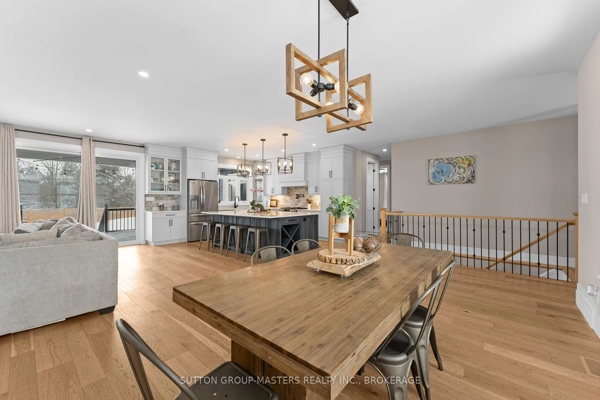 Photo 19 of 2483 Perth Road, Kingston, City North of 401 — HOMEH