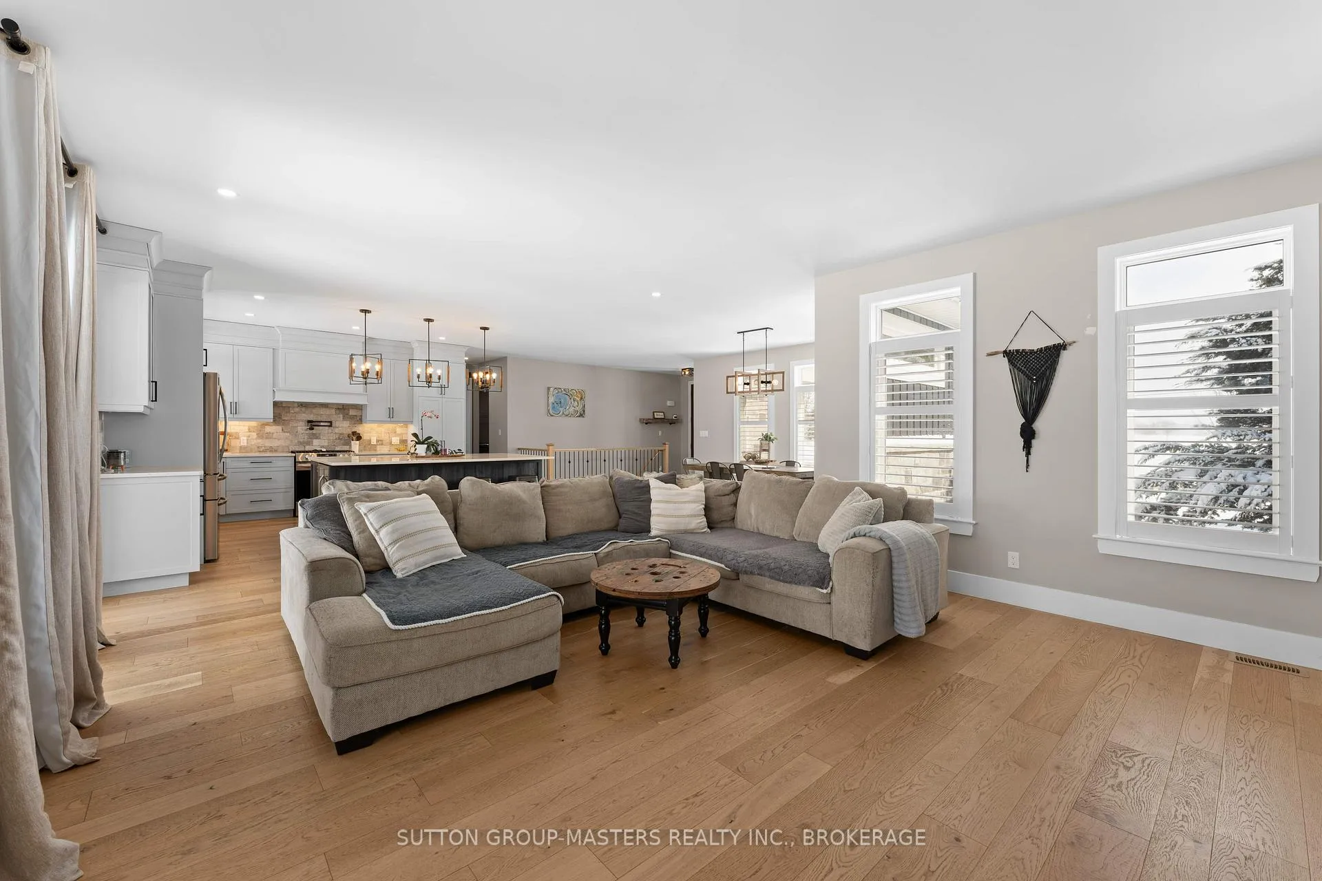 Photo 21 of 2483 Perth Road, Kingston, City North of 401 — HOMEH