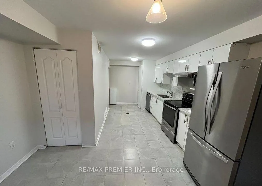 Photo 6 of Unit Bsmt, 11 Draper Crescent, Barrie, Painswick North — HOMEH
