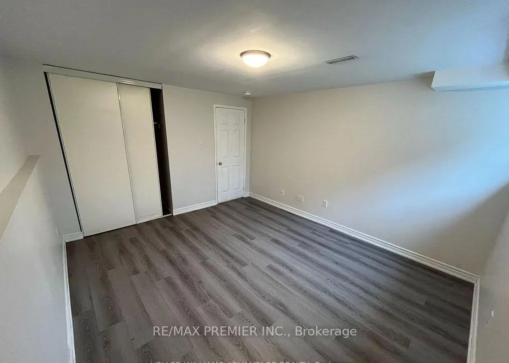 Photo 8 of Unit Bsmt, 11 Draper Crescent, Barrie, Painswick North — HOMEH