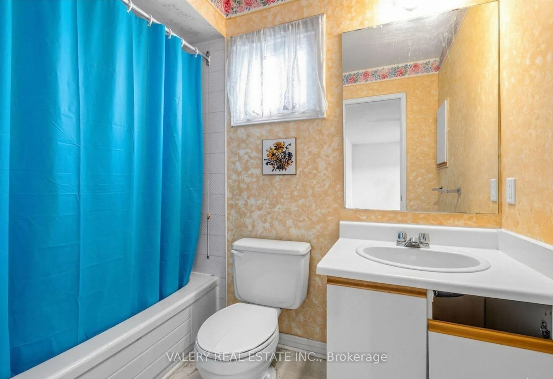 Photo 16 of 1610 Rawlings Drive, Pickering, Liverpool — HOMEH