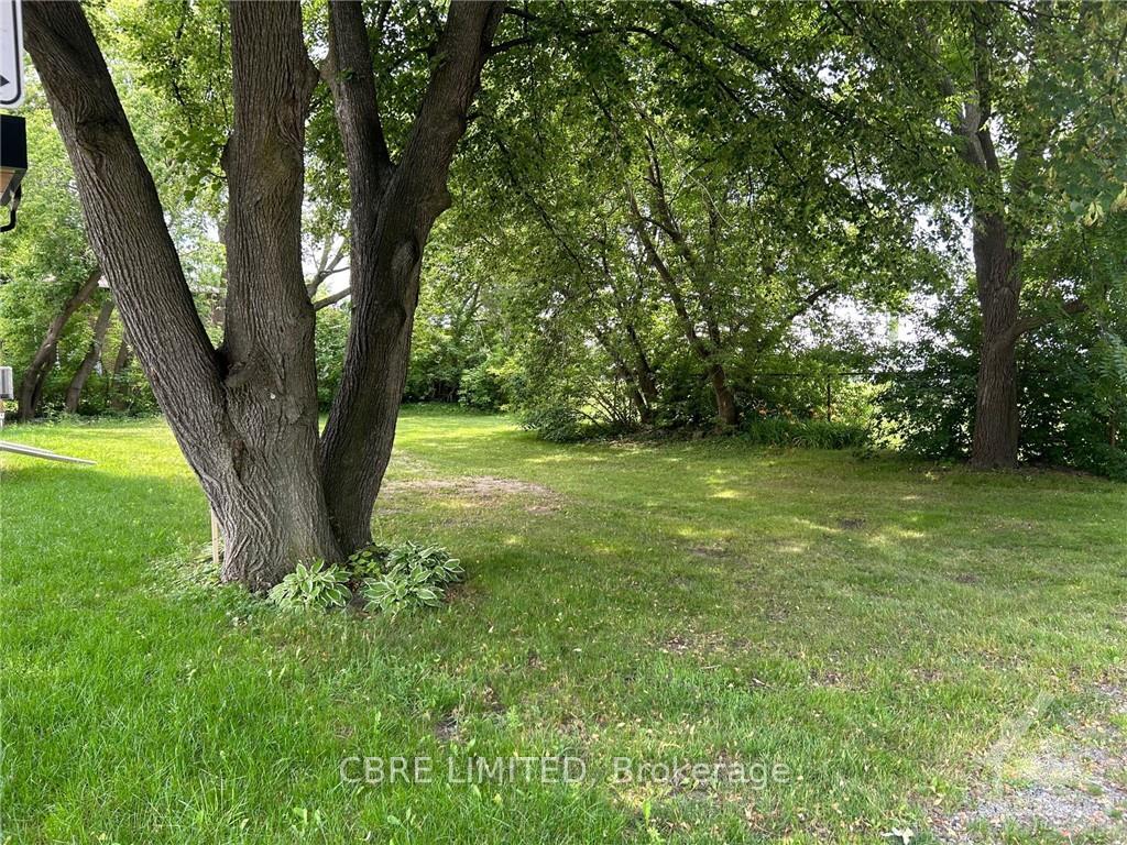 Photo 1 of 124 Lotta Avenue, Ottawa, Meadowlands/St. Claire Gardens — HOMEH