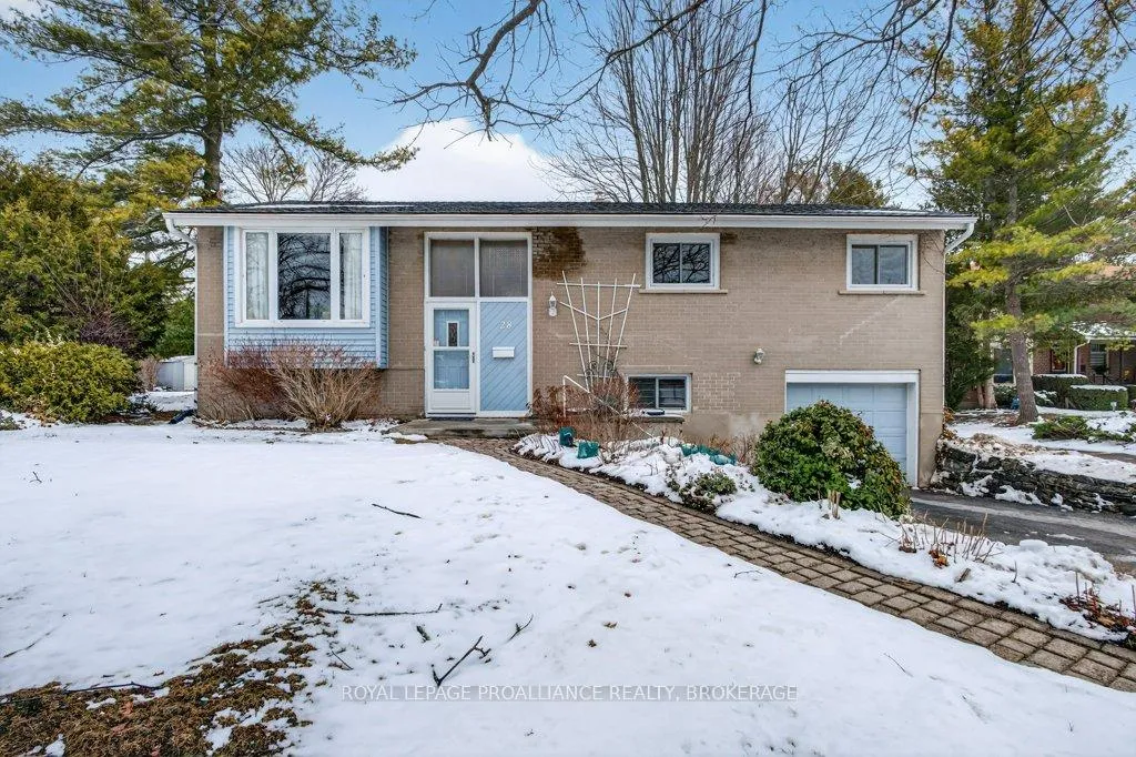 Photo 3 of 28 Pember Place, Kingston, Central City West — HOMEH