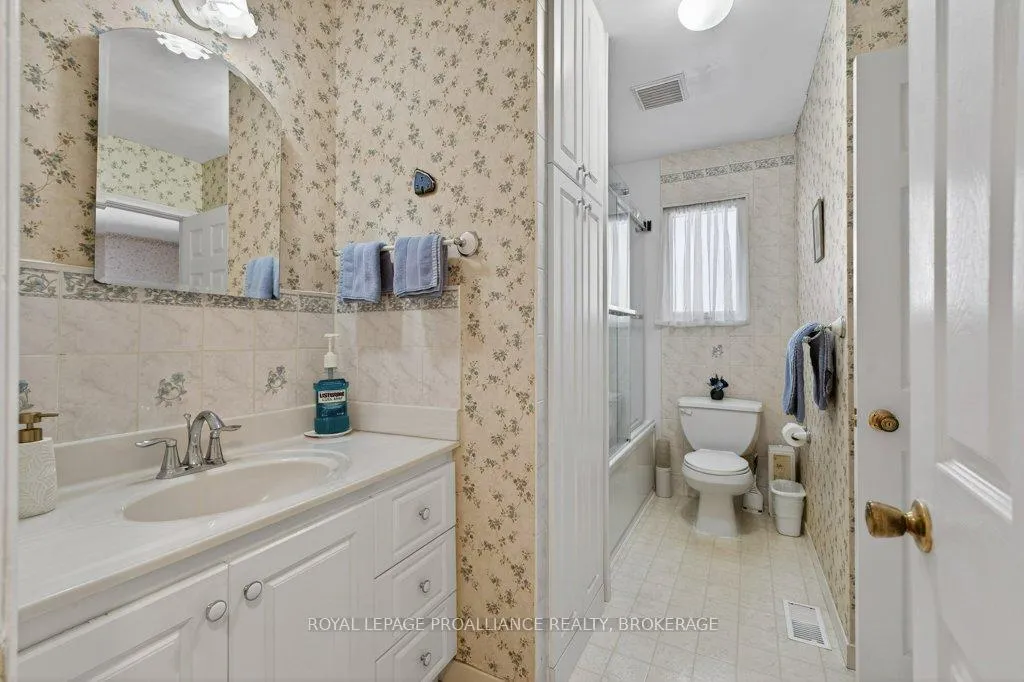 Photo 19 of 28 Pember Place, Kingston, Central City West — HOMEH