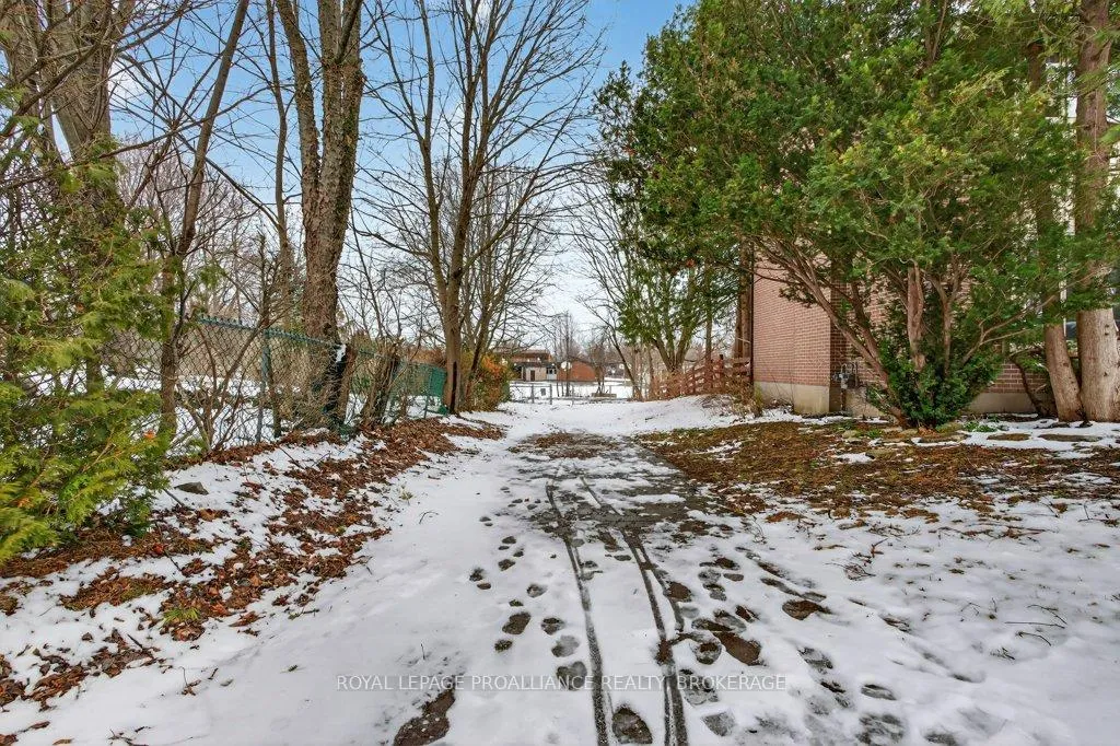 Photo 35 of 28 Pember Place, Kingston, Central City West — HOMEH