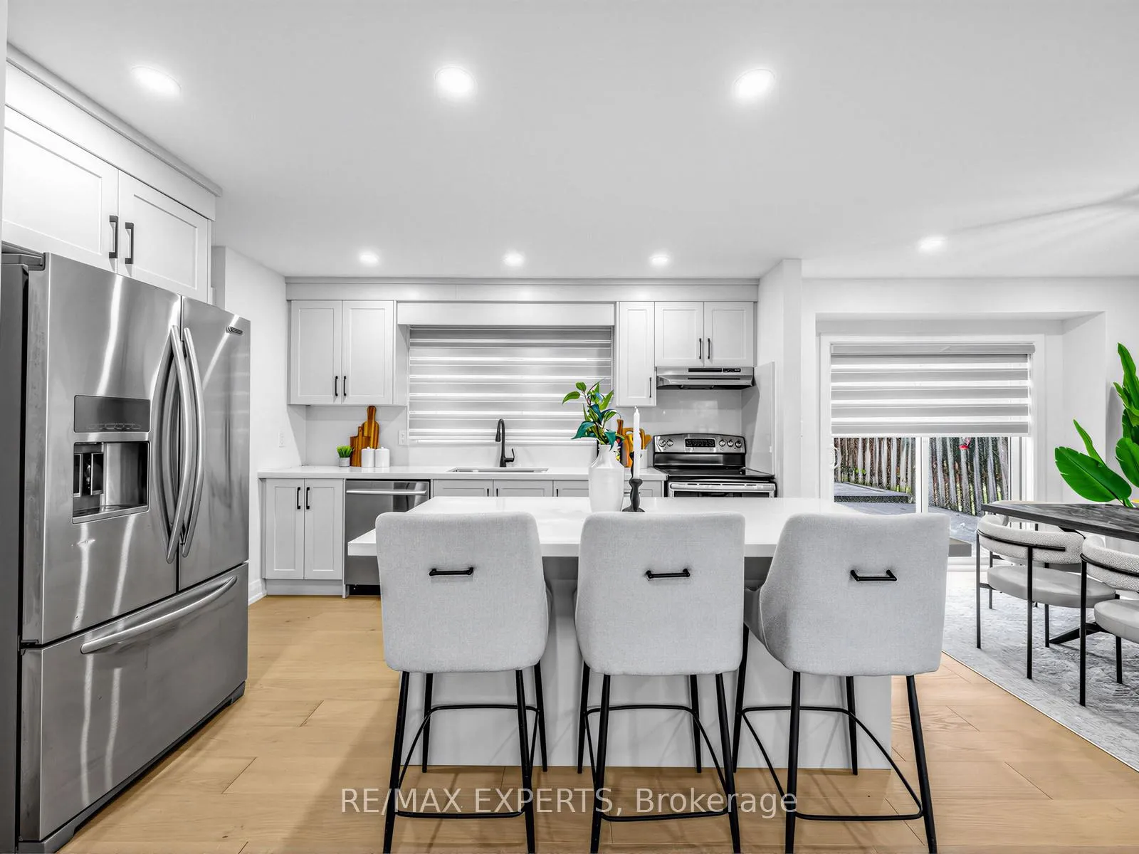 Photo 11 of 751 Lublin Avenue, Pickering, Bay Ridges — HOMEH