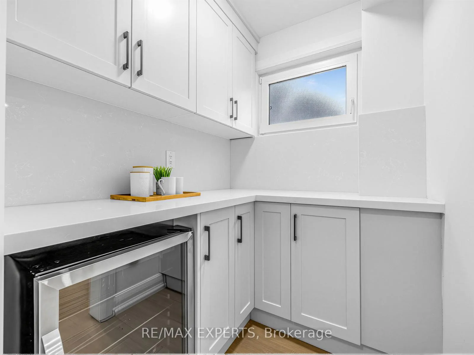 Photo 12 of 751 Lublin Avenue, Pickering, Bay Ridges — HOMEH