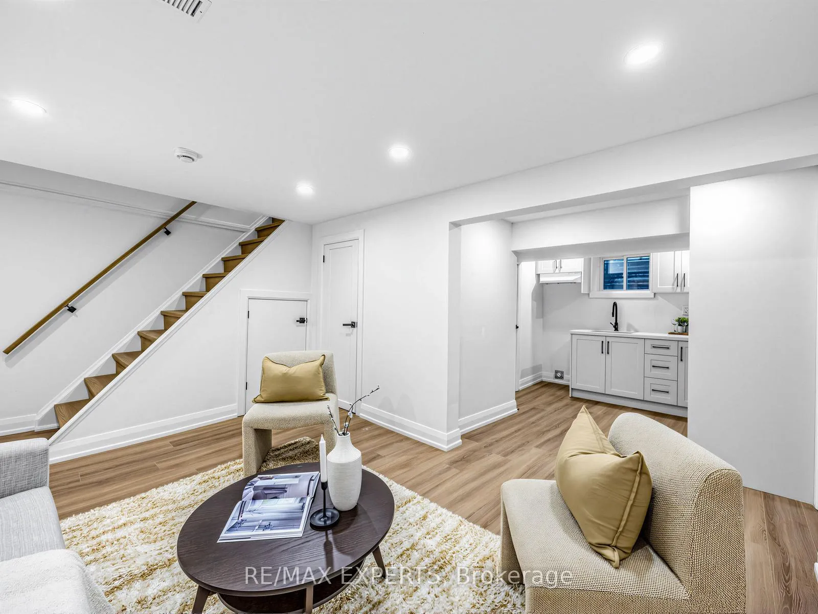Photo 25 of 751 Lublin Avenue, Pickering, Bay Ridges — HOMEH
