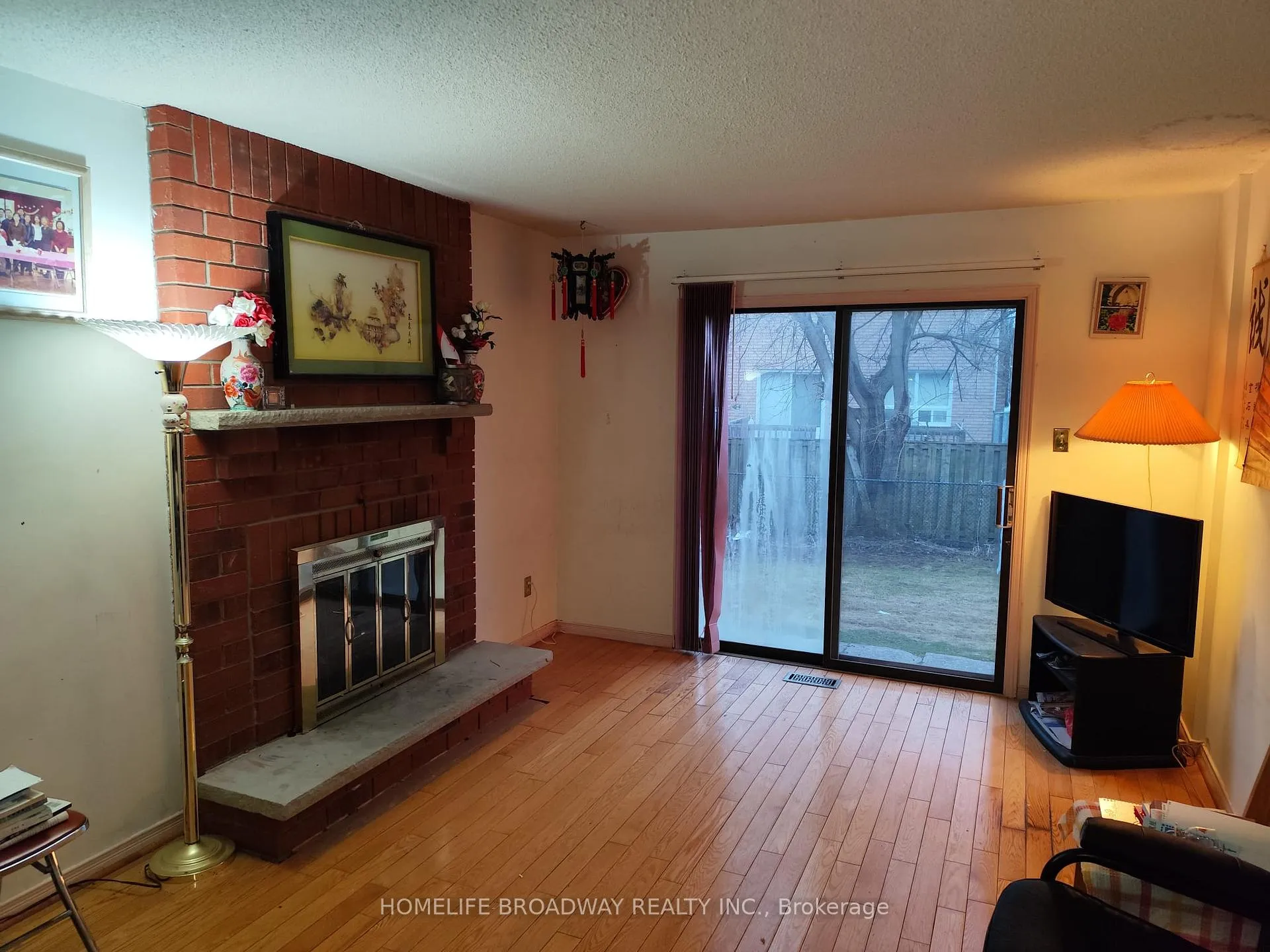 Photo 2 of 183 Aldergrove Drive, Markham, Milliken Mills East — HOMEH