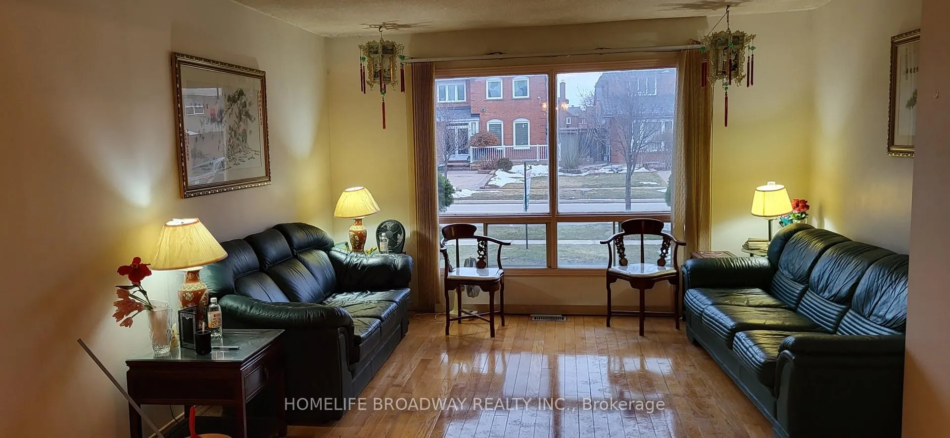 Photo 4 of 183 Aldergrove Drive, Markham, Milliken Mills East — HOMEH