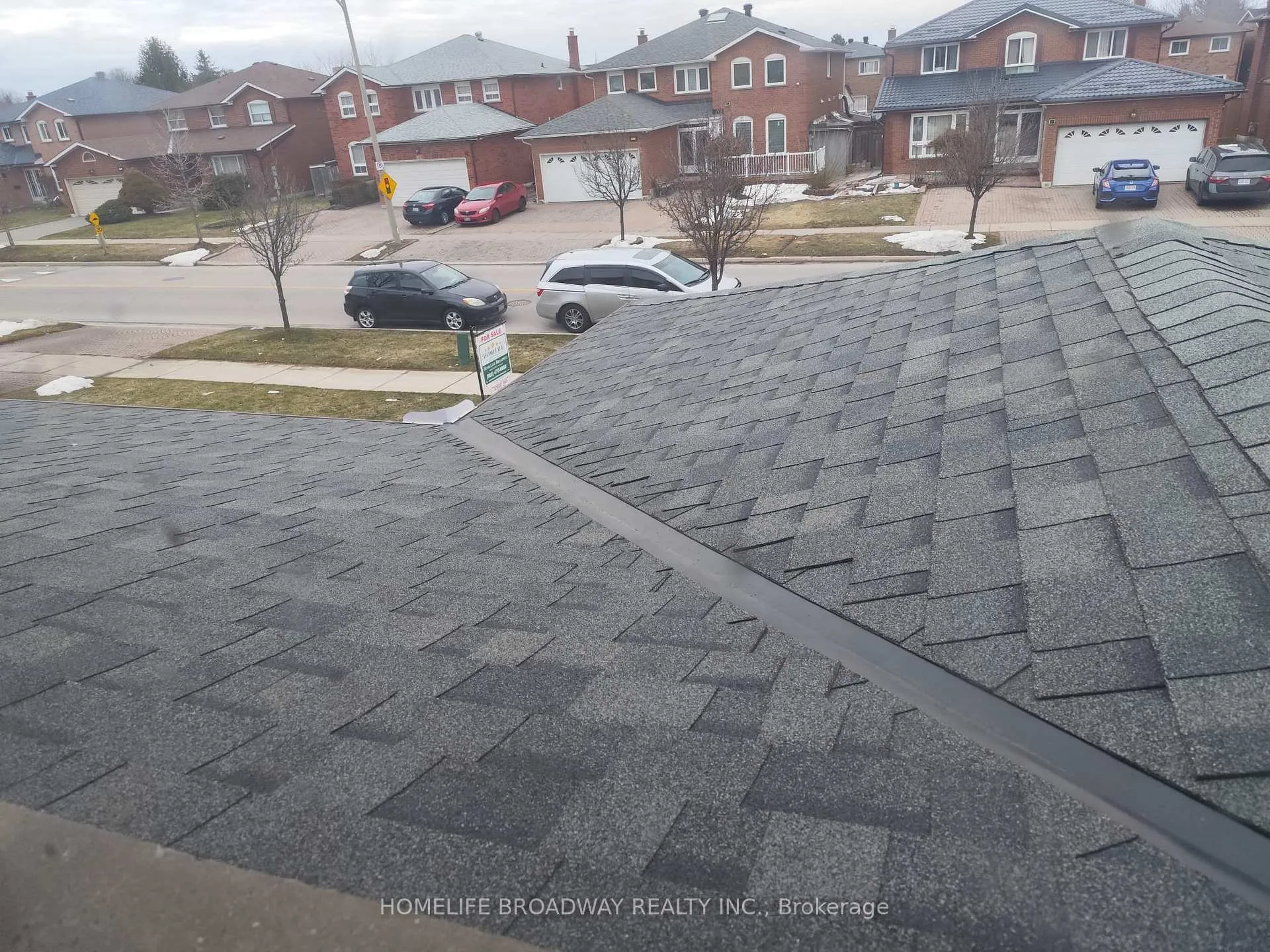 Photo 10 of 183 Aldergrove Drive, Markham, Milliken Mills East — HOMEH