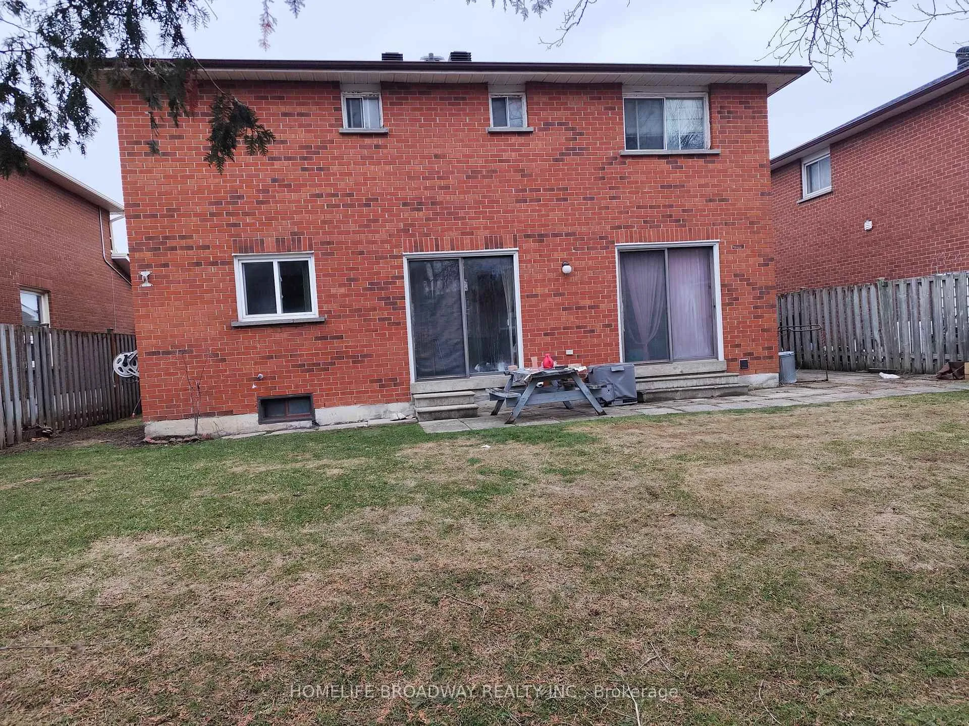 Photo 11 of 183 Aldergrove Drive, Markham, Milliken Mills East — HOMEH