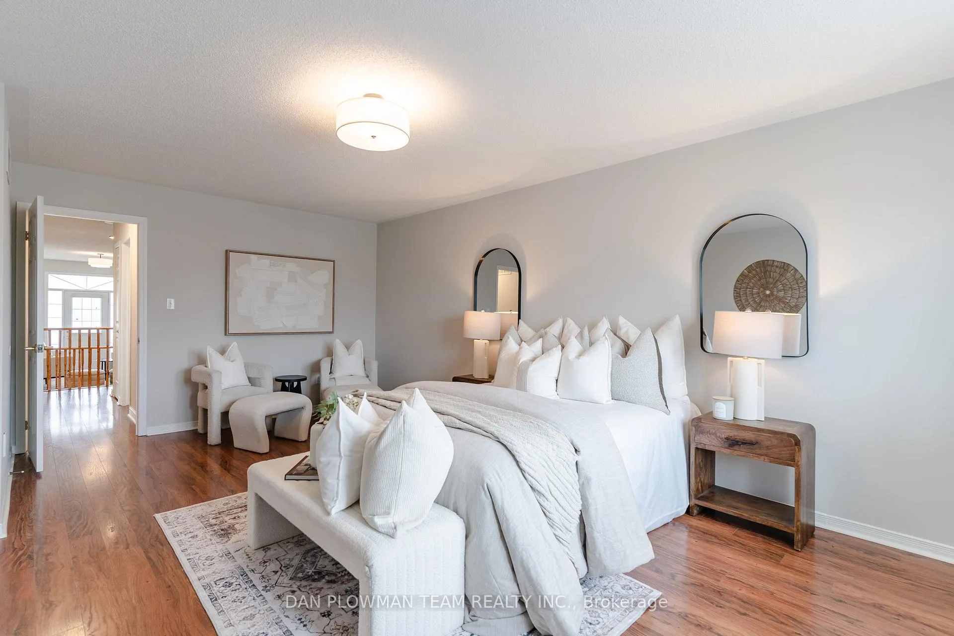 Photo 23 of 51 Hutton Place, Clarington, Bowmanville — HOMEH