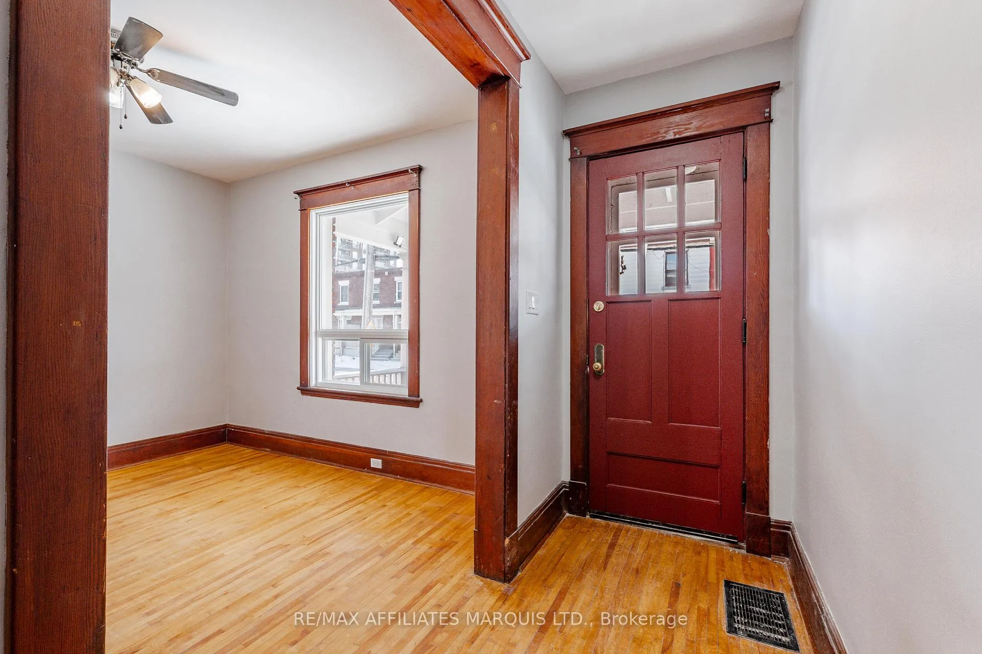 Photo 4 of 127 First Street W, Cornwall — HOMEH